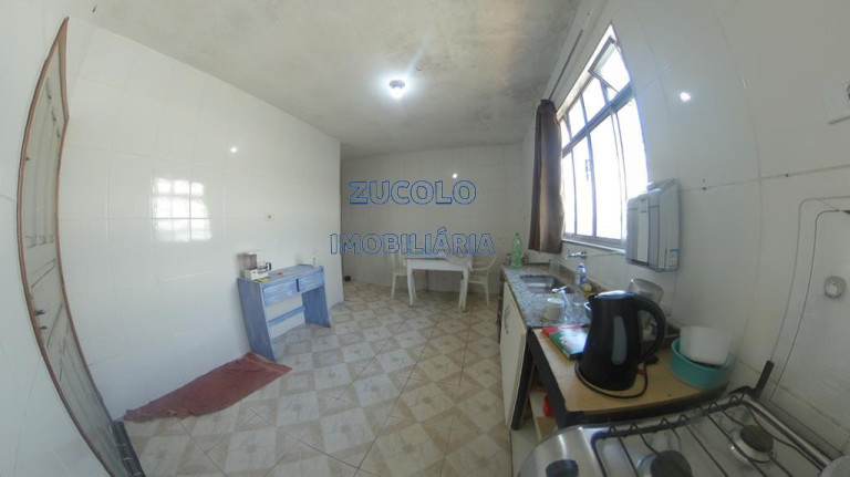 Imagem Casa com 4 Quartos à Venda, 200 m² Imagem Casa com 4 Quartos à Venda, 200 m²