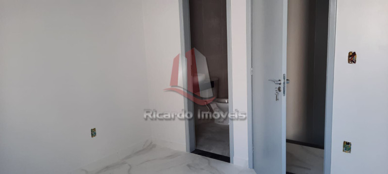 Imagem Casa de Condomínio com 3 Quartos à Venda, 100 m² em Peró - Cabo Frio