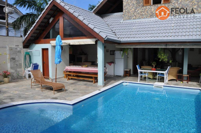 Imagem Casa com 6 Quartos à Venda, 331 m² em Cidade Balneária Peruibe-scipel - Peruíbe Imagem Casa com 6 Quartos à Venda, 331 m² em Cidade Balneária Peruibe-scipel - Peruíbe