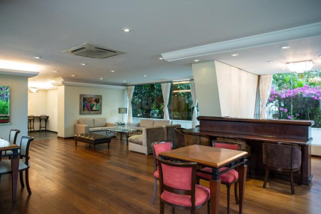 Apartamento com 4 Quartos à Venda, 180 m² em Moema - São Paulo