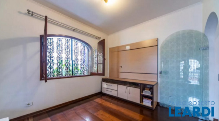 Imagem Sobrado com 3 Quartos à Venda, 350 m² em Jardim - Santo André