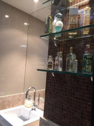 Imagem Apartamento com 5 Quartos para Alugar, 220 m² em Manaíra - João Pessoa Imagem Apartamento com 5 Quartos para Alugar, 220 m² em Manaíra - João Pessoa