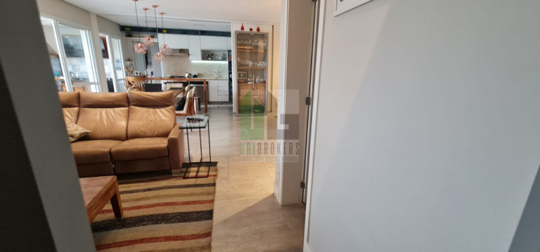 Apartamento com 3 Quartos à Venda, 141 m² em Aclimação - São Paulo