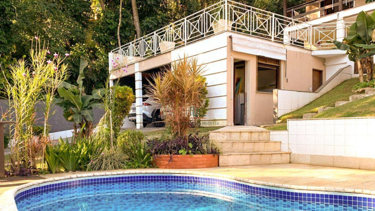 Imagem Casa com 5 Quartos à Venda, 260 m² em Maria Paula - Niterói Imagem Casa com 5 Quartos à Venda, 260 m² em Maria Paula - Niterói