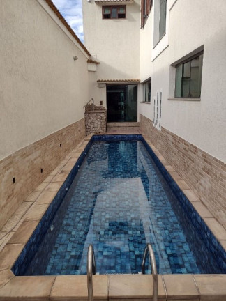 Imagem Sobrado com 4 Quartos à Venda, 426 m² em Centro - Mogi Das Cruzes Imagem Sobrado com 4 Quartos à Venda, 426 m² em Centro - Mogi Das Cruzes
