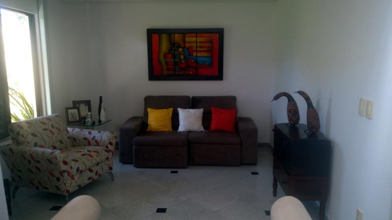 Imagem Casa com 4 Quartos à Venda, 240 m² em Itapuã - Salvador