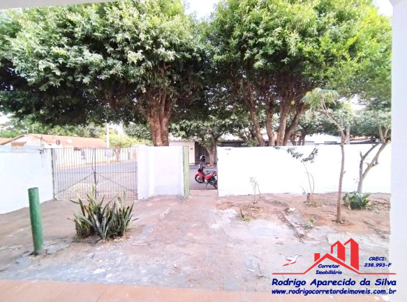 Imagem Casa com 3 Quartos à Venda, 234 m² em Cidade Jardim - Birigui
