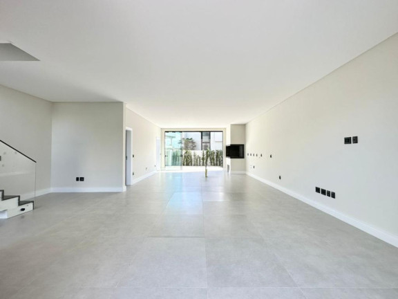 Imagem Sobrado com 3 Quartos à Venda, 200 m² em Capão Da Canoa - Capao Da Canoa