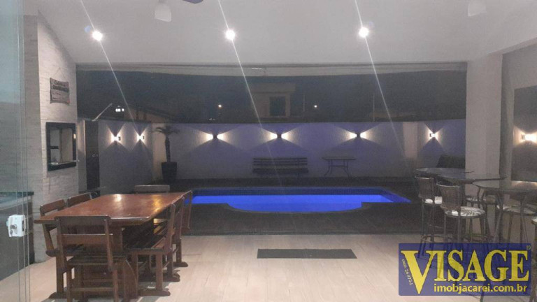 Imagem Casa com 3 Quartos à Venda, 212 m² em Jardim Jacinto - Jacareí