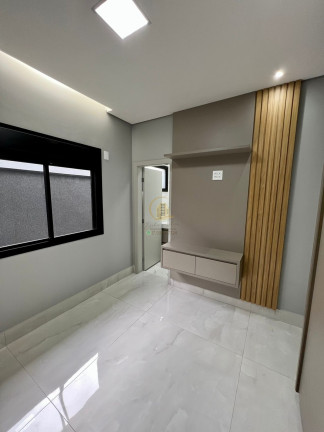 Imagem Casa com 3 Quartos à Venda, 240 m² em Quinta Do Golfe Jardins - São José Do Rio Preto Imagem Casa com 3 Quartos à Venda, 240 m² em Quinta Do Golfe Jardins - São José Do Rio Preto