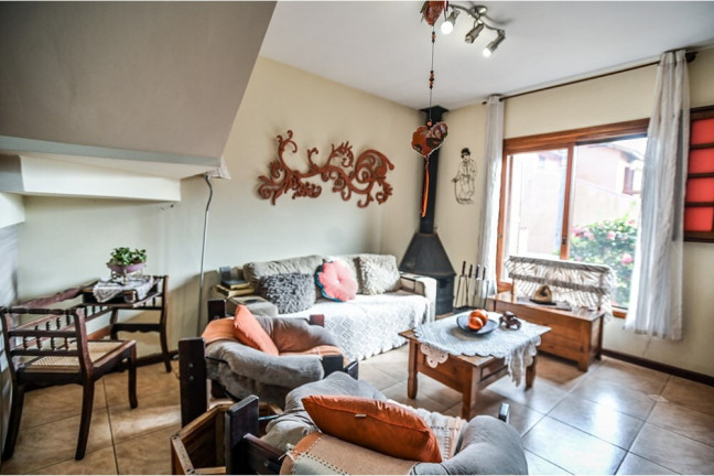 Casa com 2 Quartos à Venda,  em Serraria - Porto Alegre