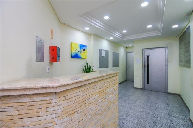 Imagem Sala Comercial à Venda, 38 m² em Floresta - Porto Alegre Imagem Sala Comercial à Venda, 38 m² em Floresta - Porto Alegre