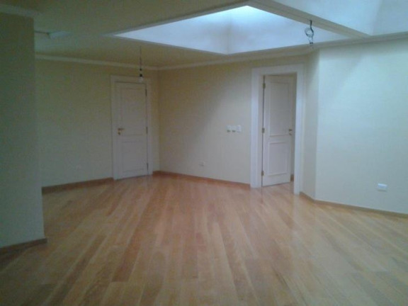 Imagem Casa com 8 Quartos à Venda,  em Tambore 03 - Alphaville