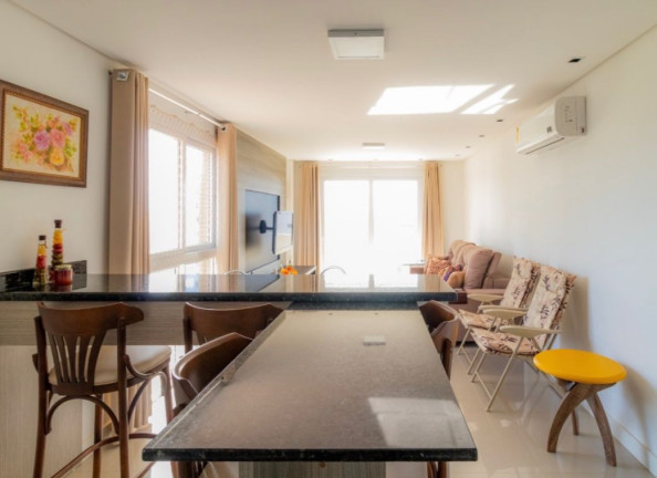 Imagem Apartamento com 2 Quartos à Venda, 85 m² em Praia Grande - Torres Imagem Apartamento com 2 Quartos à Venda, 85 m² em Praia Grande - Torres