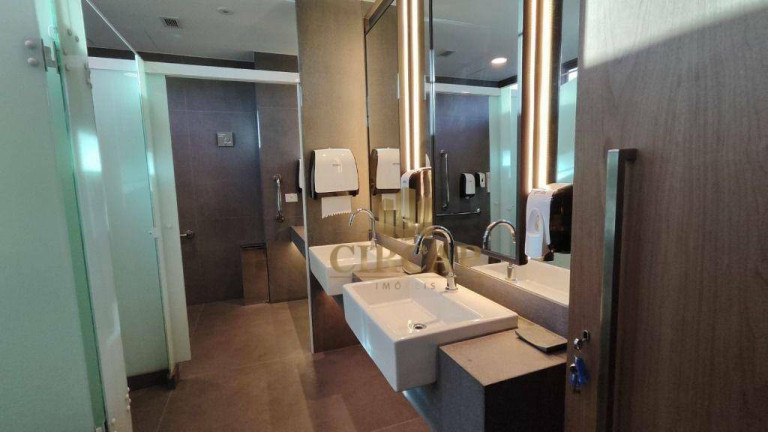 Imagem Sala Comercial à Venda ou Locação, 742 m² em Cidade Monções - São Paulo
