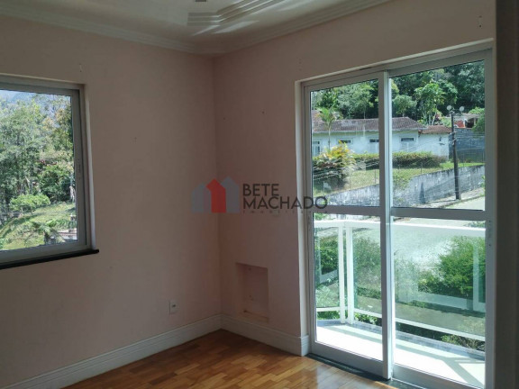 Imagem Casa com 8 Quartos à Venda, 1.570 m² em Carlos Guinle - Teresópolis Imagem Casa com 8 Quartos à Venda, 1.570 m² em Carlos Guinle - Teresópolis