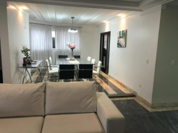 Imagem Casa com 8 Quartos à Venda, 587 m² em Jardim Fazenda Rincão - Arujá Imagem Casa com 8 Quartos à Venda, 587 m² em Jardim Fazenda Rincão - Arujá