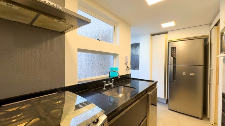 Imagem Apartamento com 3 Quartos à Venda, 178 m² em Santa Cecília - Porto Alegre Imagem Apartamento com 3 Quartos à Venda, 178 m² em Santa Cecília - Porto Alegre