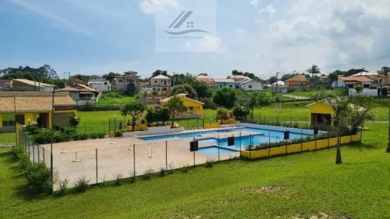 Imagem Casa com 2 Quartos à Venda, 58 m² Imagem Casa com 2 Quartos à Venda, 58 m²