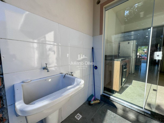 Imagem Casa com 2 Quartos à Venda, 77 m² em Barra Do Sai - Itapoá Imagem Casa com 2 Quartos à Venda, 77 m² em Barra Do Sai - Itapoá
