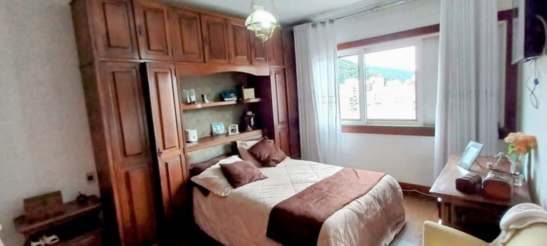 Imagem Imóvel com 3 Quartos à Venda, 187 m² em Várzea - Teresópolis Imagem Imóvel com 3 Quartos à Venda, 187 m² em Várzea - Teresópolis