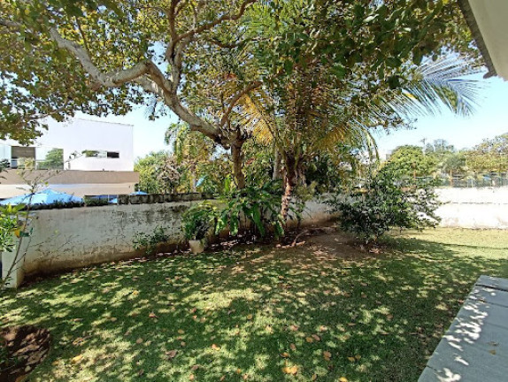 Imagem Casa com 3 Quartos à Venda, 240 m² em Busca Vida - Camaçari
