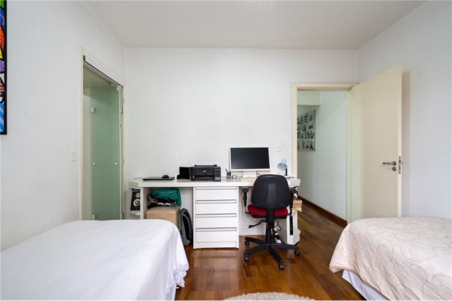 Imagem Casa com 3 Quartos à Venda, 250 m² em Vila Marari - São Paulo Imagem Casa com 3 Quartos à Venda, 250 m² em Vila Marari - São Paulo