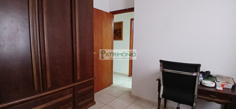 Imagem Casa com 4 Quartos à Venda, 132 m² em Nova Jaguariúna - Jaguariúna Imagem Casa com 4 Quartos à Venda, 132 m² em Nova Jaguariúna - Jaguariúna