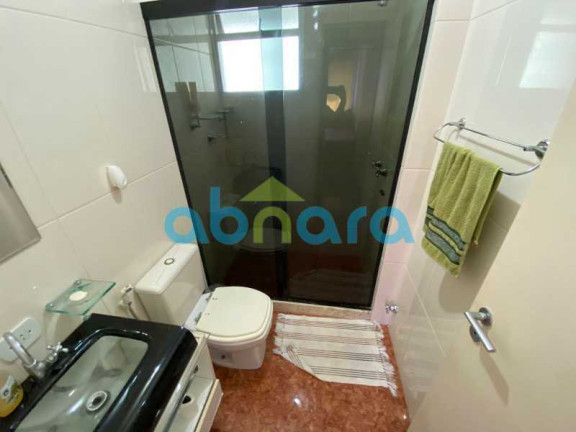 Imagem Apartamento com 3 Quartos à Venda, 104 m² em Leme - Rio De Janeiro Imagem Apartamento com 3 Quartos à Venda, 104 m² em Leme - Rio De Janeiro