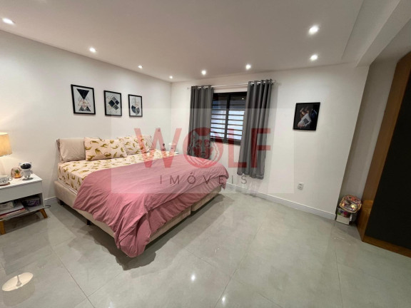 Imagem Casa com 3 Quartos à Venda, 340 m² em Santa Felicidade - Curitiba