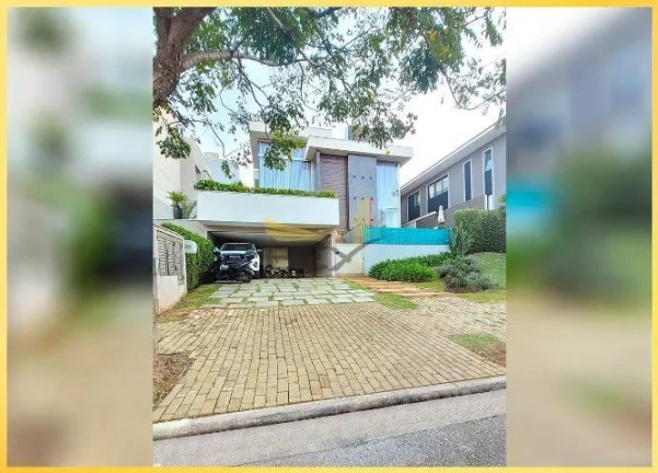 Casa com 4 Quartos para Alugar, 390 m² em Alphaville - Santana De Parnaíba
