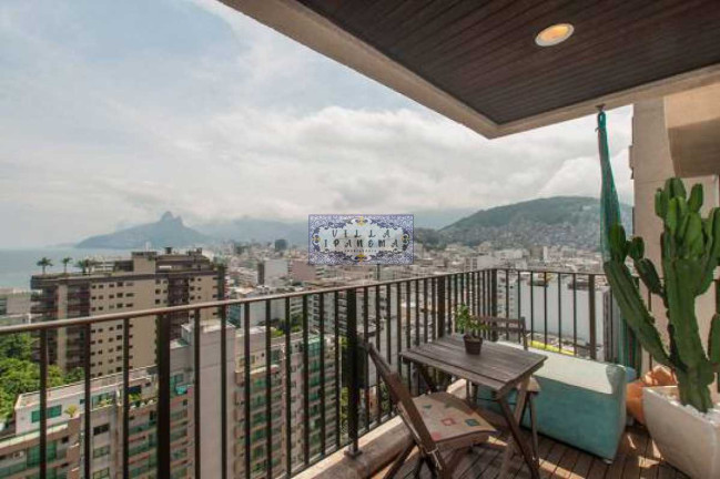 Imagem Apartamento com 2 Quartos à Venda, 87 m² em Copacabana - Rio De Janeiro Imagem Apartamento com 2 Quartos à Venda, 87 m² em Copacabana - Rio De Janeiro