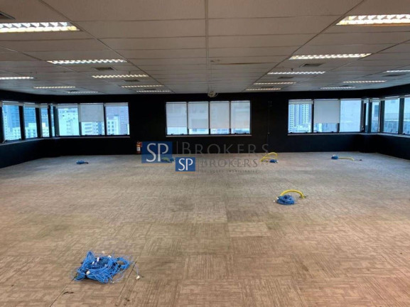 Sala Comercial para Alugar, 371 m² em Itaim Bibi - São Paulo