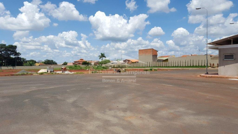 Imagem Edifício Residencial para Alugar, 24.200 m² em Betel - Paulínia Imagem Edifício Residencial para Alugar, 24.200 m² em Betel - Paulínia