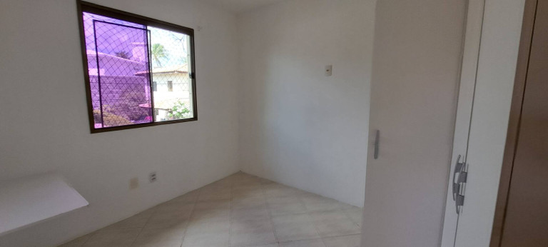 Imagem Casa com 4 Quartos para Alugar,  em Lauro De Freitas