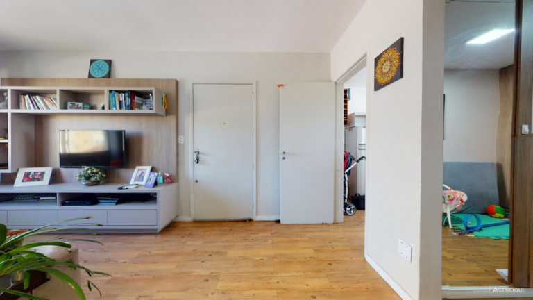 Imagem Imóvel com 2 Quartos à Venda, 73 m² em Cristal - Porto Alegre