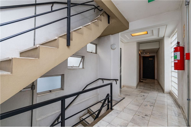 Imagem Sala Comercial à Venda,  em Petrópolis - Porto Alegre