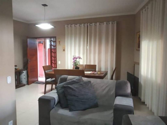 Imagem Casa com 3 Quartos à Venda, 150 m² em Guilhermina - Praia Grande Imagem Casa com 3 Quartos à Venda, 150 m² em Guilhermina - Praia Grande