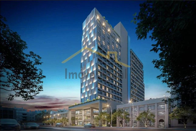 Imóvel Comercial à Venda, 16 m² em Portão - Curitiba