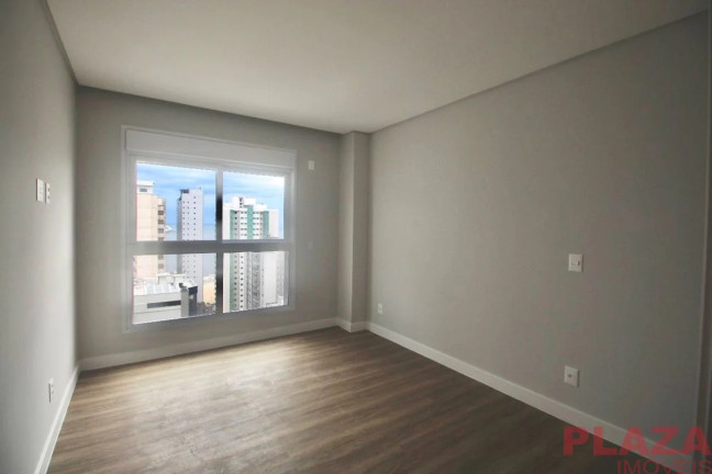Imagem Apartamento com 3 Quartos à Venda, 118 m² em Centro - Balneário Camboriú
