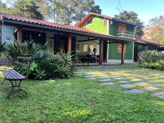 Casa de Condomínio com 4 Quartos à Venda, 1.861 m² em Várzea - Teresópolis