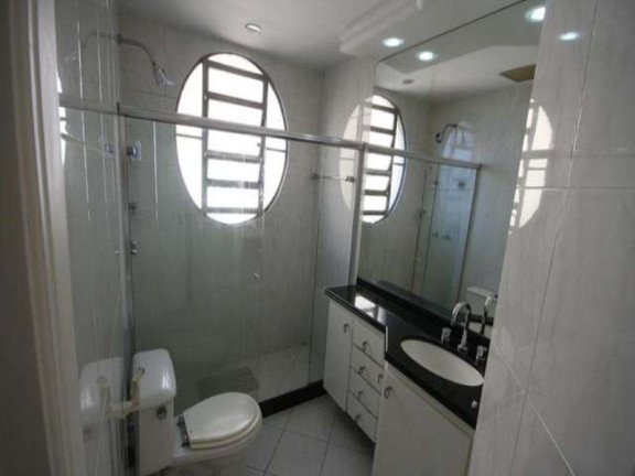 Imagem Apartamento com 3 Quartos para Temporada, 200 m² em Copacabana - Rio De Janeiro