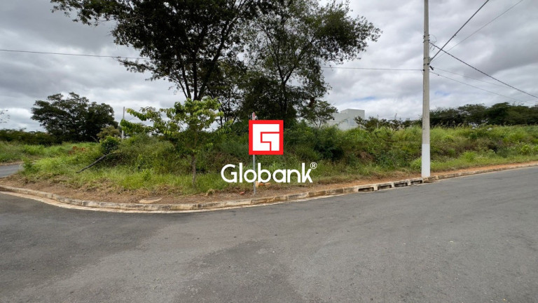 Imagem Terreno à Venda, 425 m² em Jaraguá I - Montes Claros Imagem Terreno à Venda, 425 m² em Jaraguá I - Montes Claros