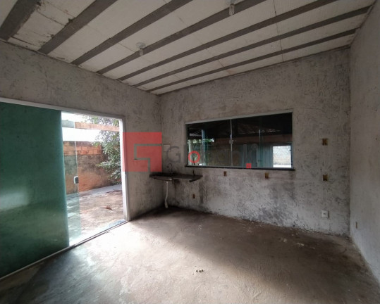 Sobrado com 4 Quartos à Venda, 250 m² em Carmelo - Montes Claros