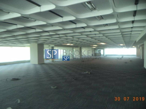 Imagem Sala Comercial à Venda ou Locação, 2.844 m² em Jardim São Luís (zona Sul) - São Paulo Imagem Sala Comercial à Venda ou Locação, 2.844 m² em Jardim São Luís (zona Sul) - São Paulo