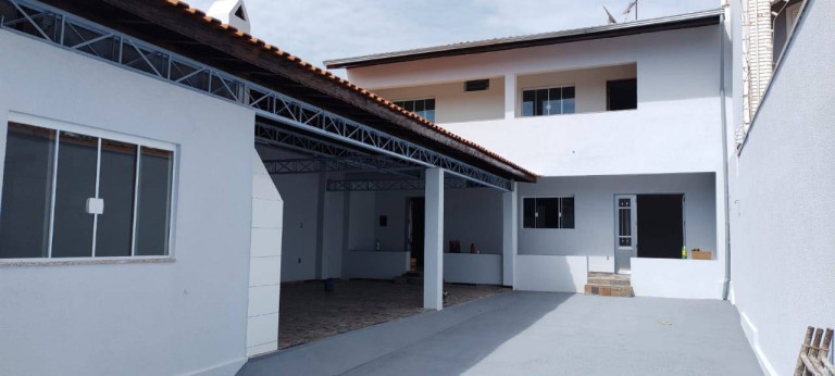 Casa de Condomínio com 3 Quartos à Venda,  em Limeira