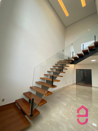Imagem Sobrado com 3 Quartos à Venda, 240 m² em Setor Faiçalville - Goiânia