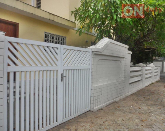 Imagem Sobrado com 2 Quartos para Alugar, 200 m² em Campo Grande - Santos