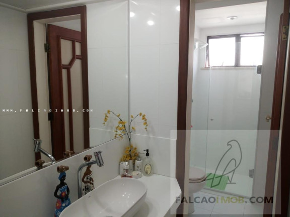 Imagem Apartamento com 4 Quartos à Venda, 150 m²