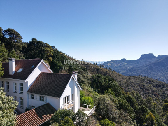 Casa com 5 Quartos para Alugar, 700 m² em Região Do Alto Da Boa Vista - Campos Do Jordão